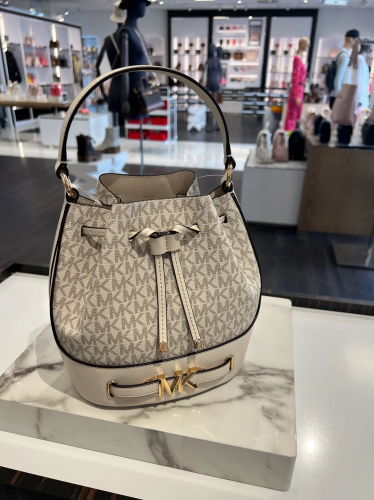 MICHAEL KORS Reed Medium Bucket Bag