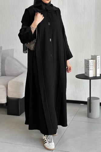 القماش كريب ملكي + طرحة