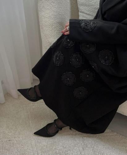 القماش كريب ملكي +طرحة