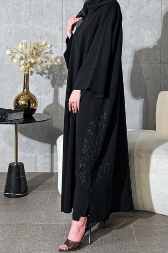 القماش كريب ملكي + طرحة