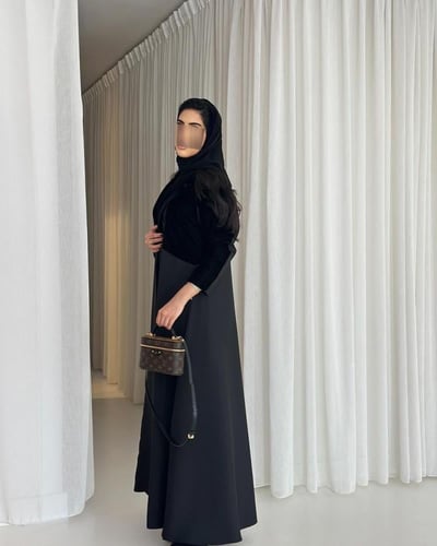القماش مخمل + كتان لمار + طرحة
