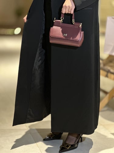القماش كريب ملكي +تفته + طرحة