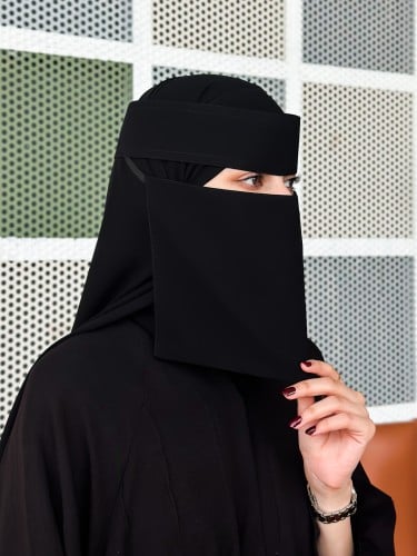 عرض نقابين مشبك والثالث بنصف السعر