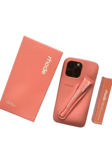 كفر rhode الاصلي للآيفون مع قلوس شفاه أصلي من بران...