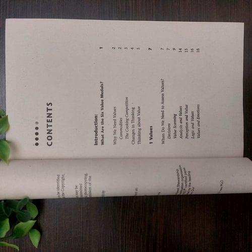 (E1)The six value medals- Edward de bono