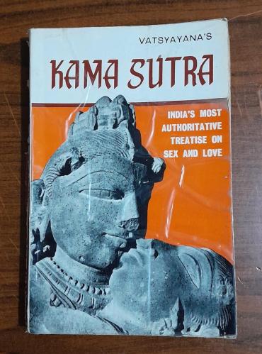 kama sutra - By: Vatsayanas (P9)
