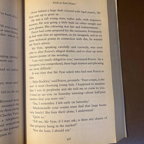 The hobbit-j.R.R Tolkien-Q6