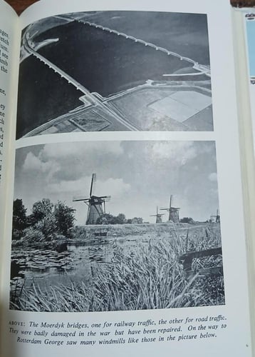 the young traveller in holland-by:Liesje van somer...