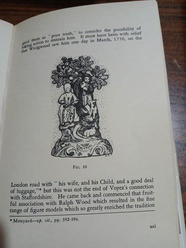 english pottery figures (W15)