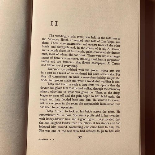 A stranger in the mirror - Sidney Sheldon (Q7)