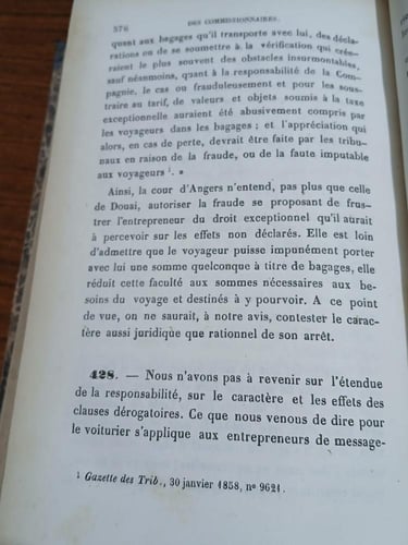 des commissionnaires (E4)