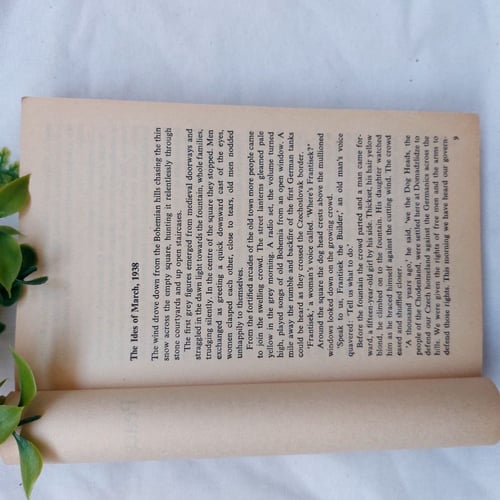 #4173The hangman's crusade - james barwick(E5)