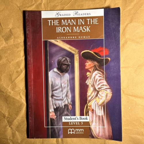 The man in the iron mask - E8