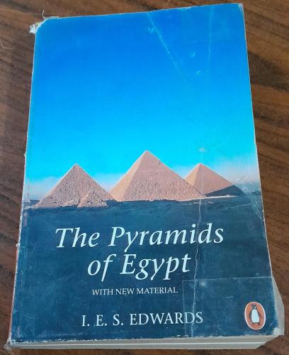 the pyramids of egypt (P12)
