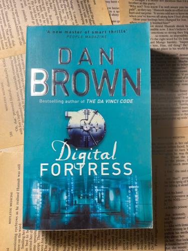 Digital fortress - Dan Brown (Q6)