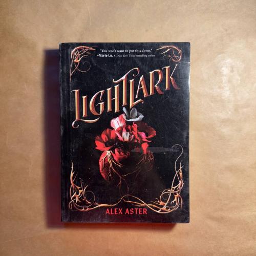 Lightlark - Alex Aster - P20