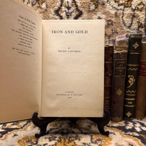 Iron and gold - Hilda Vaughan - Q6