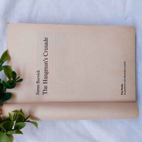 #4173The hangman's crusade - james barwick(E5)