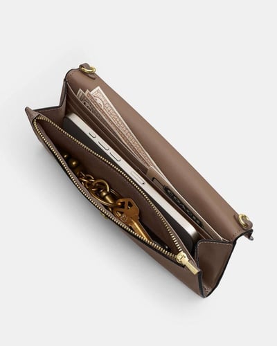 محفظة وحقيبة كلير من كوتش