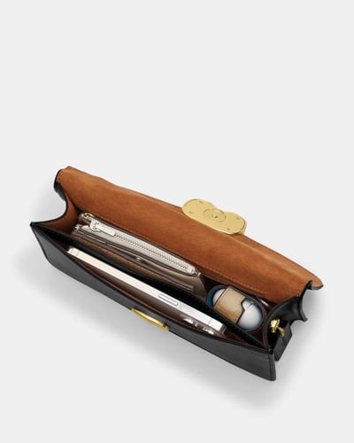 حقيبة كروس بودي إليزا فلاب من كوتش