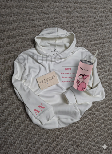 بوكس الإهداء ( بلوفر+ مق )