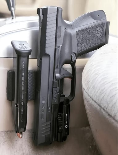 مغناطيس للمسدس