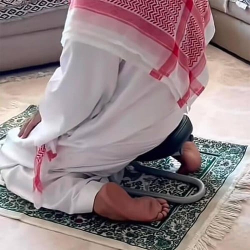 كرسي السجود للصلاة عشوائي اللون