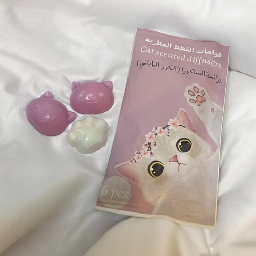 فواحات القطط برائحة الساكورا ( الكرز الياباني )