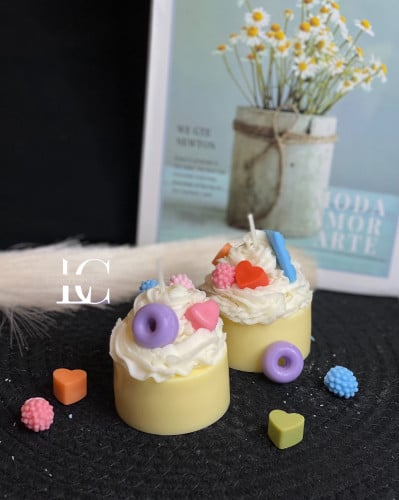 شمعة الكب الكيك