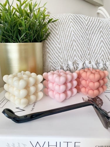 شمعة ببلز القلوب