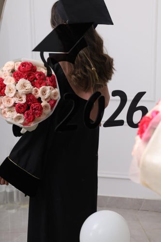 عباية تخرج أسود و روز 2026