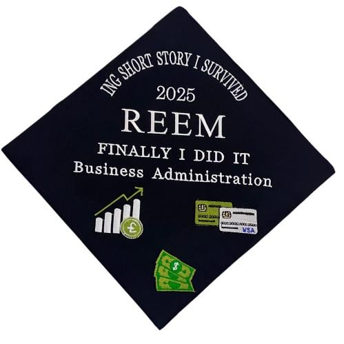 قبعة تخرج مالية أو محاسبة