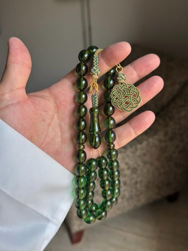 زعفرانية "لون عشبي"