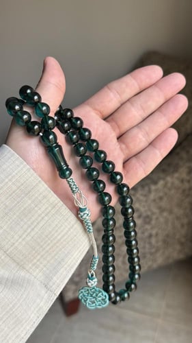 زعفرانية "لون أكوامارين"