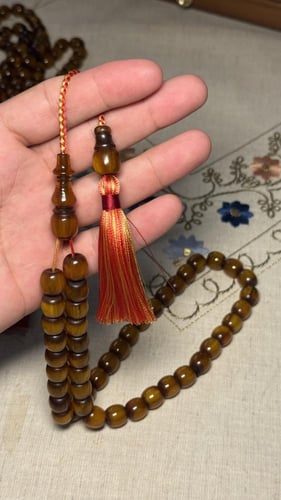 عدد 6 مسابيح مسكي شبيه الانتيك