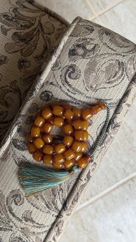 شبيهة الانتيك المسكي