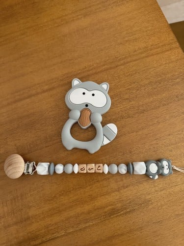 تعليقة لهاية مع عضاضة سنجاب