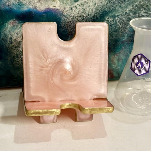 ستاند جوال حسب الطلب