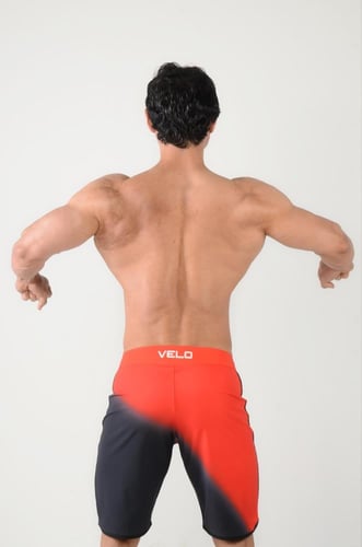 احمر مموج بالأسود RED WAVES