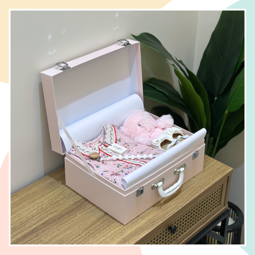 هدية مولوده فستان ماركة ( Cath Kidston )