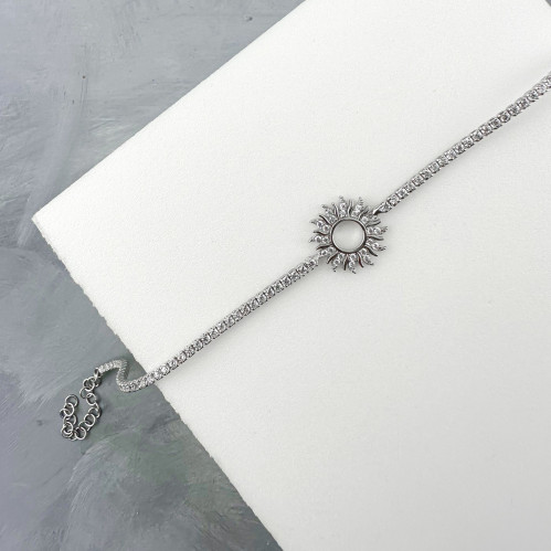 اسوارة فضة مرصعة بالزيركون