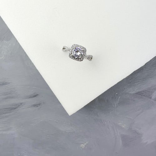 خاتم فضة مرصع بالزيركون