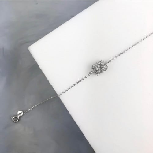 اسوارة فضة مرصعة بالزيركون