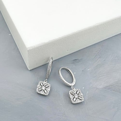 حلق فضة مرصع بالزيركون