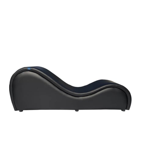 كرسي رومانسية | الخامة جلد لون اسود | تجربة فريدة...