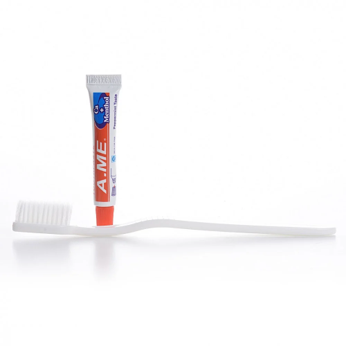 طقم فرشاة أسنان ومعجون العدد /50