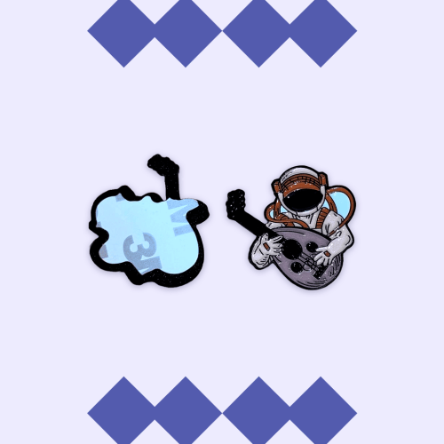 ستيكر حديد - رائد فضاء عازف عود