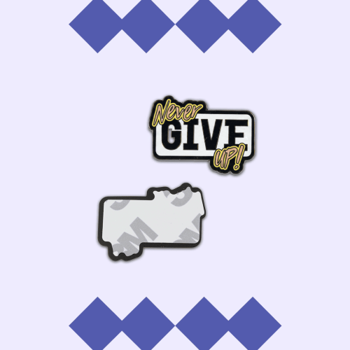 استيكر معدني - Never Give Up