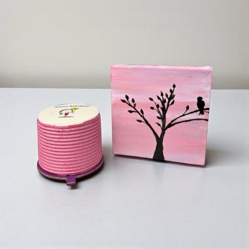 اللوحة الوردية