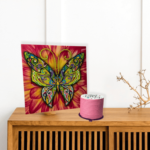 فراشة السعادة